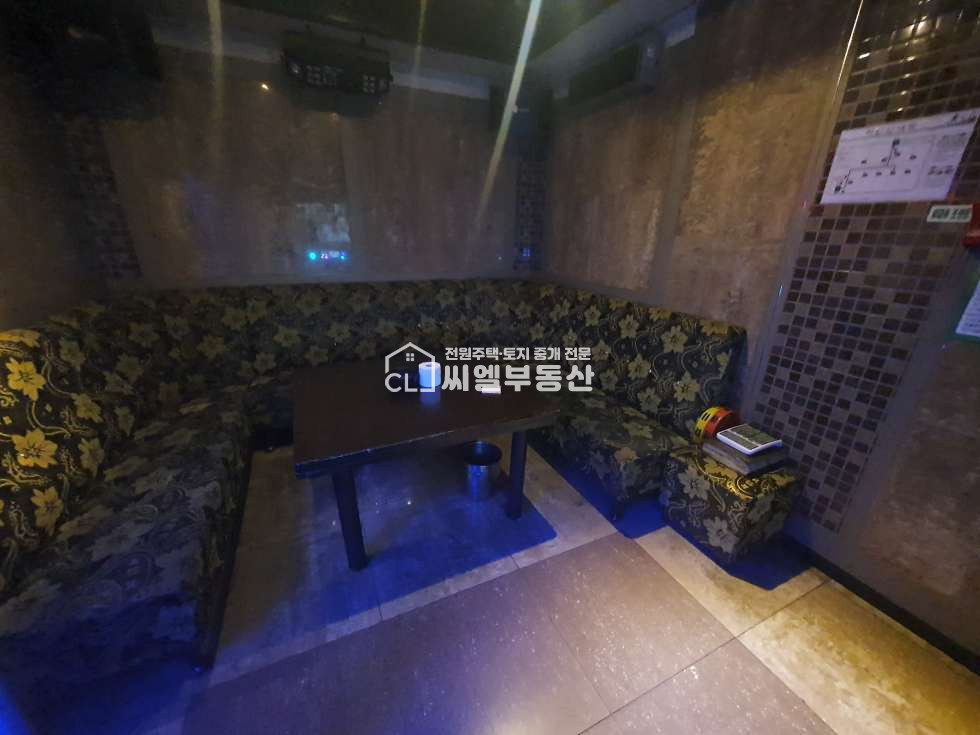 충남 천안서북구 두정동 노래방, 70평(231㎡ ) 월세 매물번호 10995 사진 3