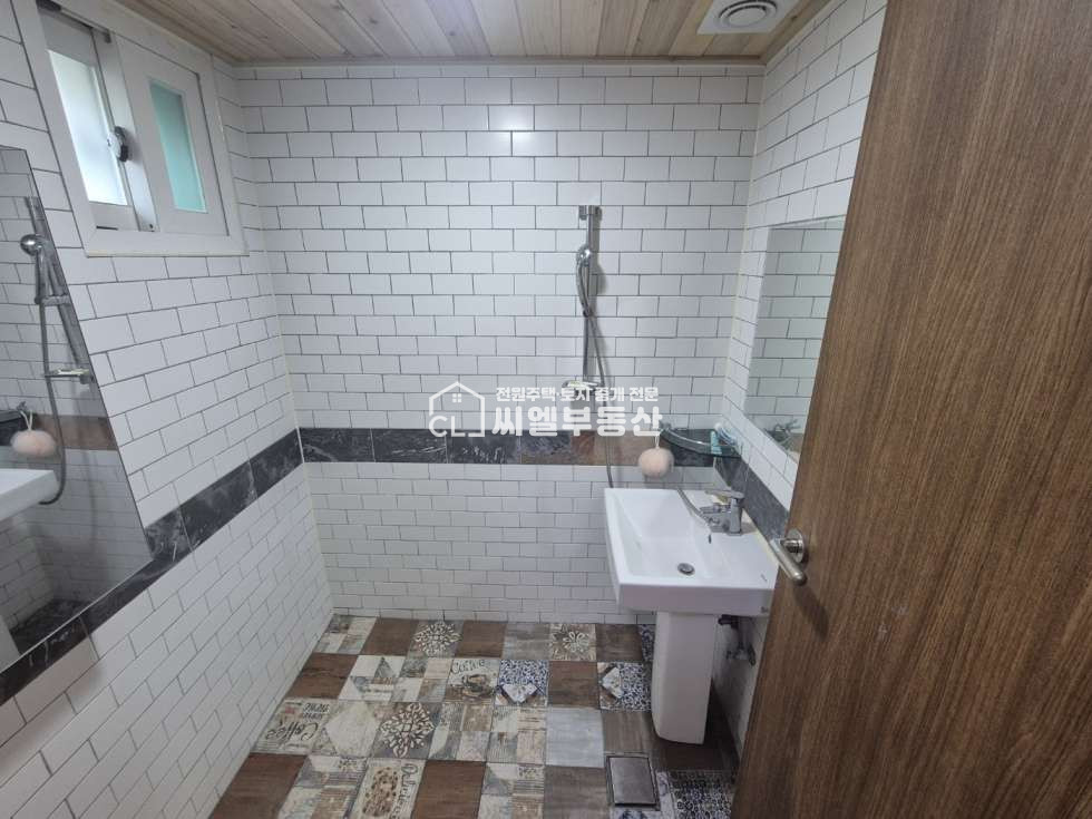 충남 아산시 송악면 유곡리 1동 토지 142평(469㎡), 연면적 37평(121㎡) 매매 매물번호 12576 사진 12