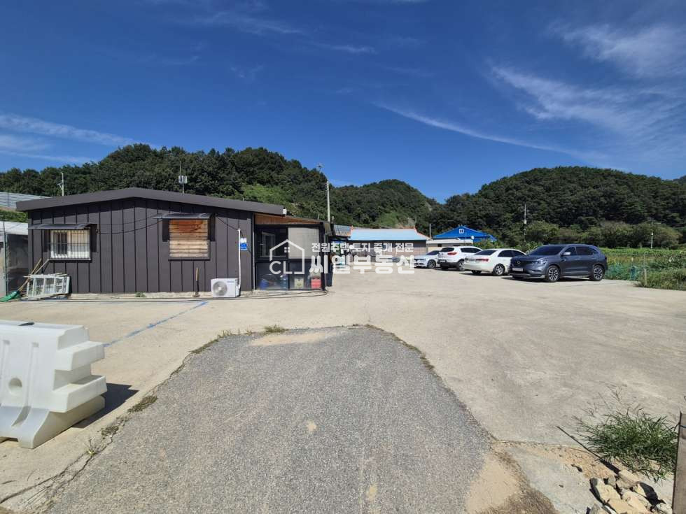 충남 아산시 송악면 평촌리 토지 576평(1,904㎡), 연면적 30평(100㎡) 매매 매물번호 12612 사진 1