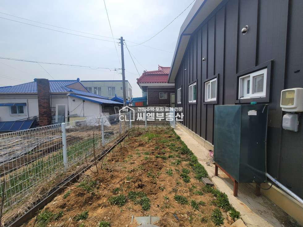 충남 천안서북구 직산읍 판정리 토지 71평(235㎡), 연면적 18평(61㎡) 매매 매물번호 12474 사진 3